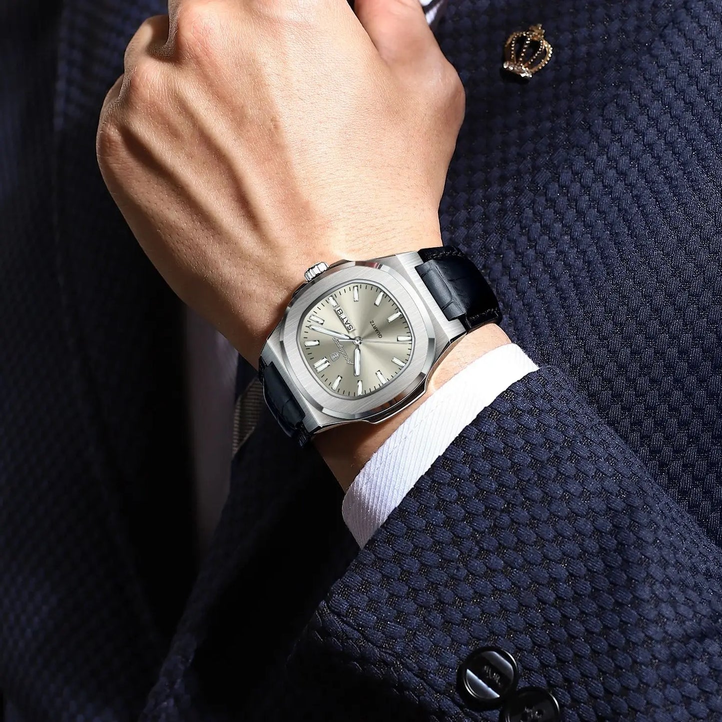 POEDAGAR Hohe Qualität Uhr Für Männer Luxus Leuchtende Wasserdichte Woche Kalender Mann Uhr Leder Platz männer Quarz Uhren Reloj